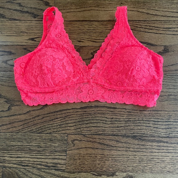 cute padded bralettes